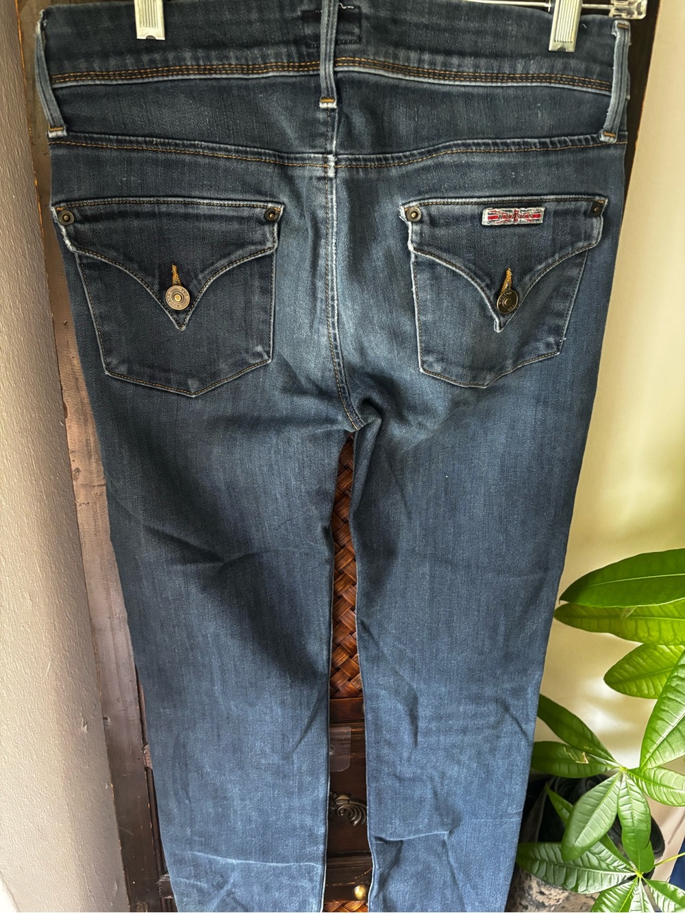 medium-wash Hudson Collin Skinny Jeans  size 27